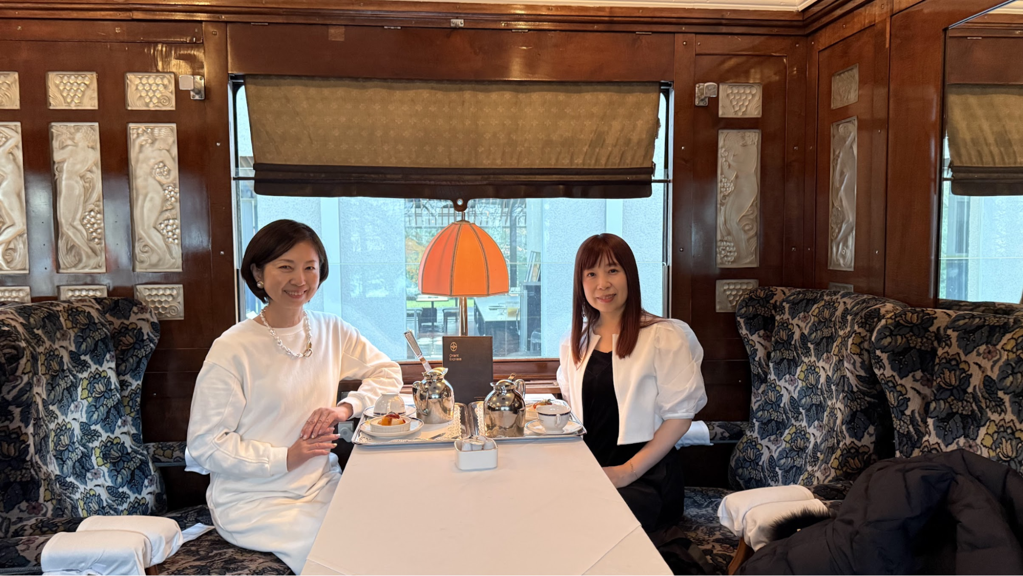 オリエント急行でティータイム