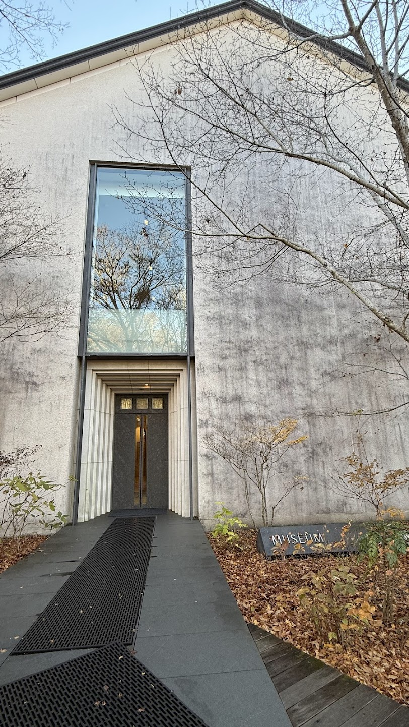 ラリック美術館アート鑑賞　15：15〜16：05（50分）