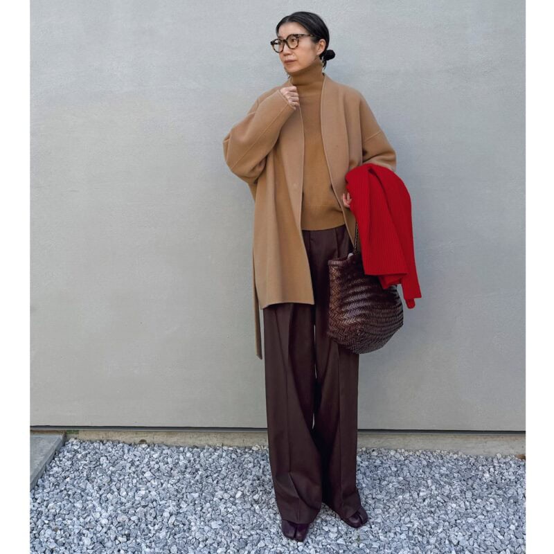 【インスタグランマ】元スタイリストが大人のこなれた着こなしを発信!センスのよさに憧れる人続出のスタイリングに注目!