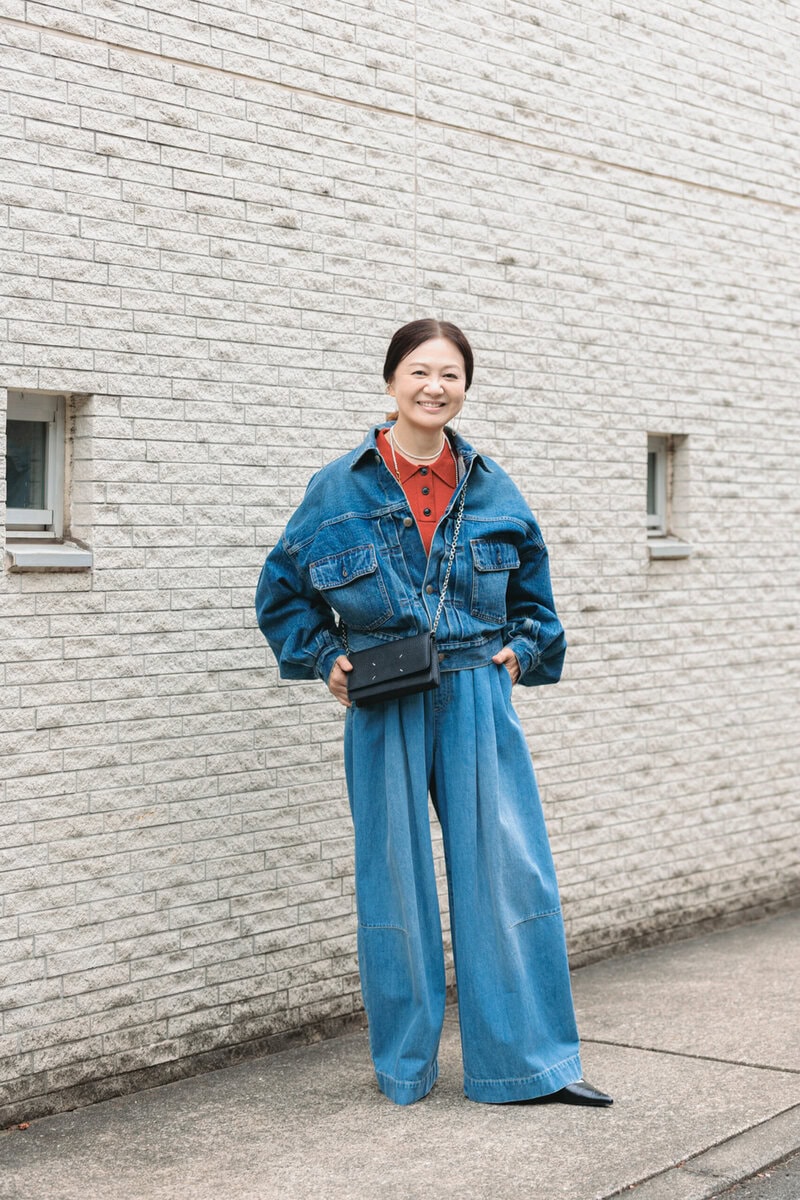 コートの中は……