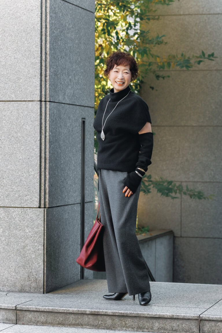 コートの中は……