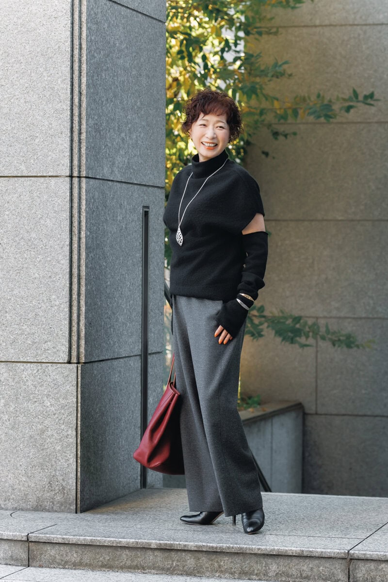 コートの中は……