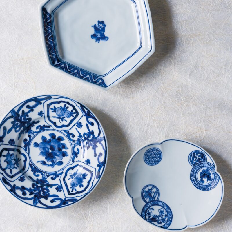 【宙 SORA 店主・吉田美穂子さん推薦】
九谷焼・萌窯の絵つけ皿に宿る、のびやかで華やかな器の世界【目利きの視線】