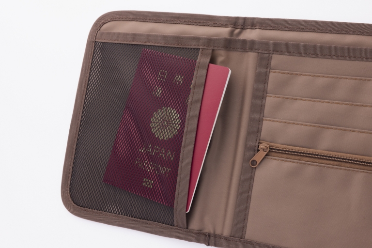 メッシュポケット