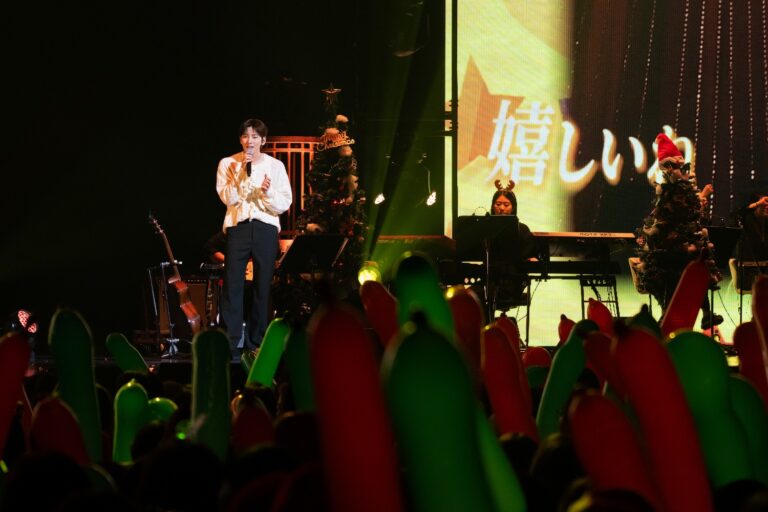 歌を披露し会場も熱気に包まれました