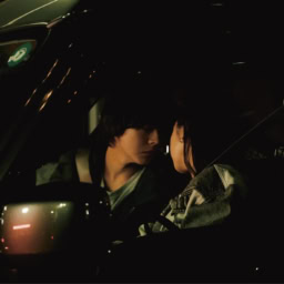 映画『恋愛裁判』より急接近する真衣(齊藤京子)と間山敬(倉悠貴)