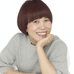 ヘア＆メイクアップアーティスト山本浩未さん