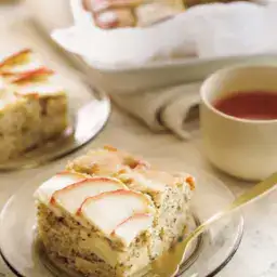 リンゴと紅茶の米粉ケーキ