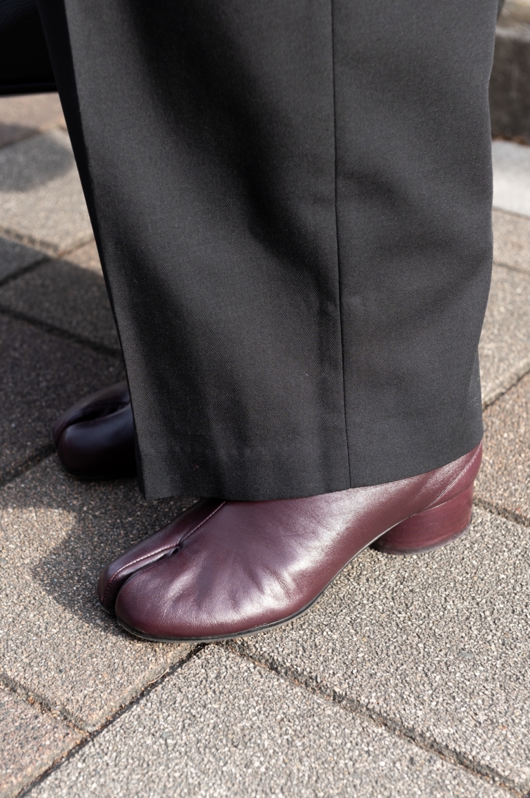 「メゾンマルジェラ」のタビブーツ