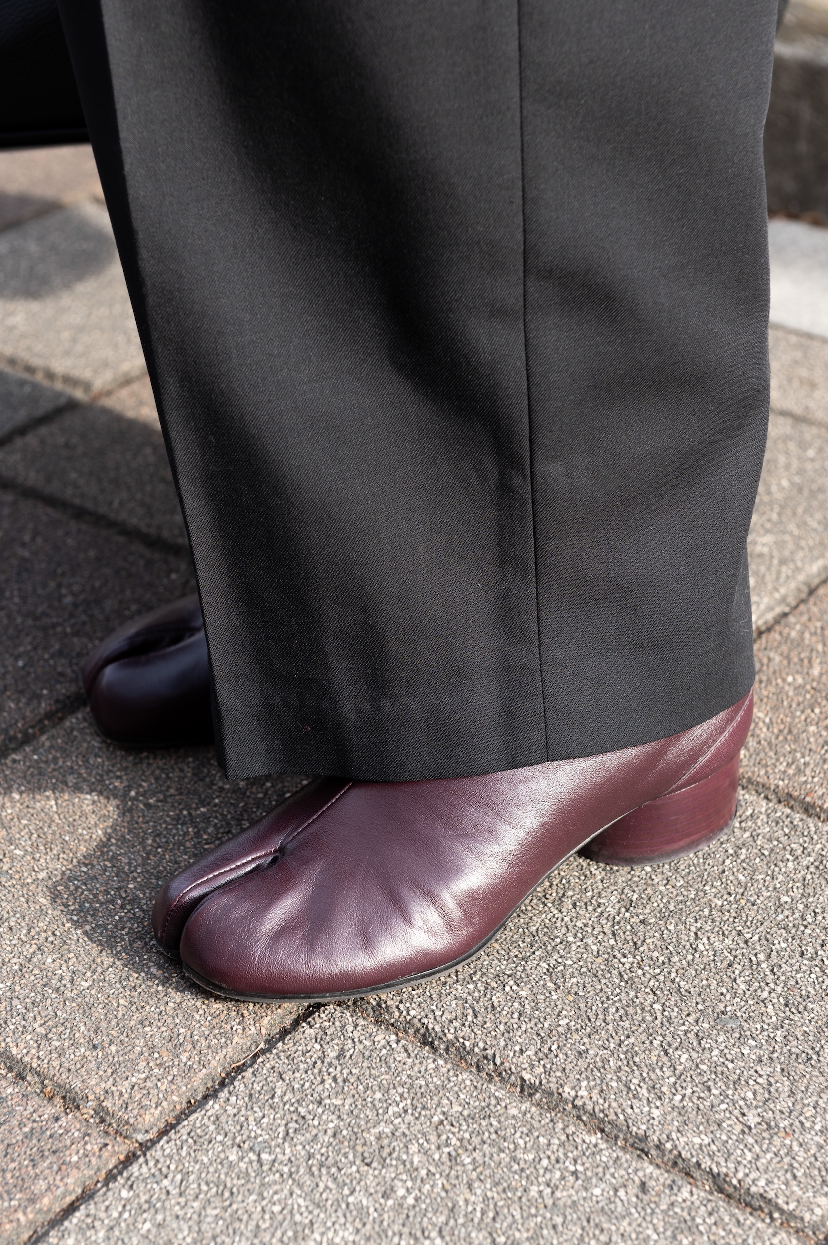 「メゾンマルジェラ」のタビブーツ