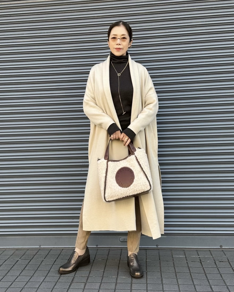 26_2月MOTOMIさんブログ_ニットコートコーデ