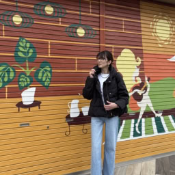 アトリエエヌズのショートダウンコート