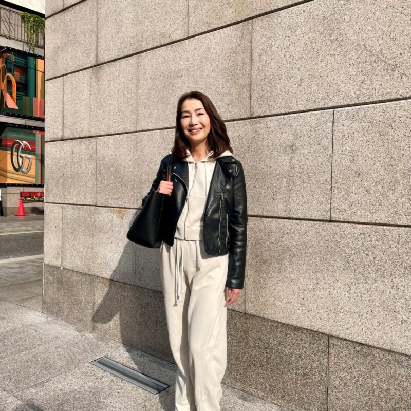 【60代お手本スナップ・大阪】大人の余裕！全身スウェットを上品に着こなすポイントとは？