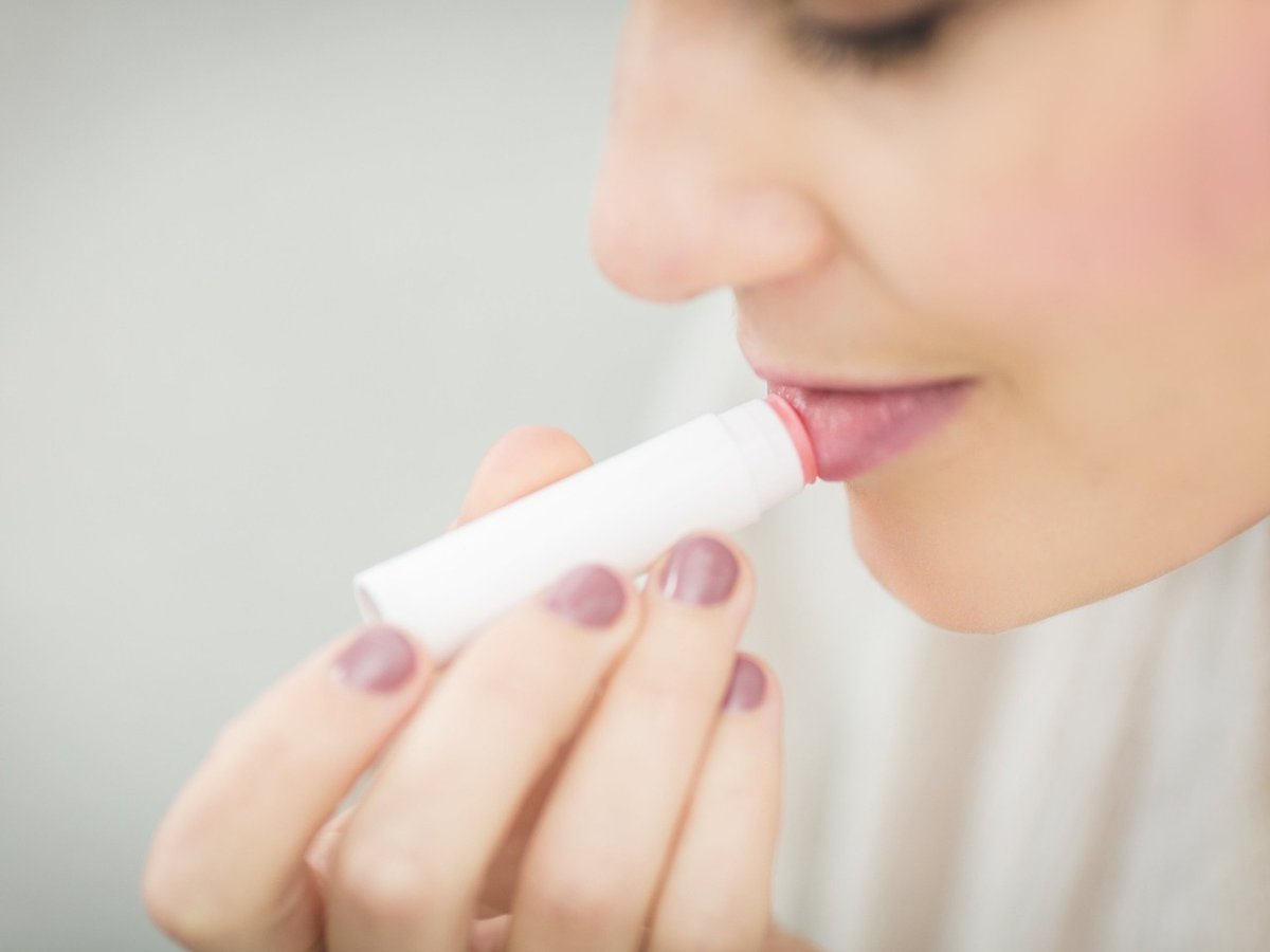 日常生活でできる！唇の荒れ対策3選