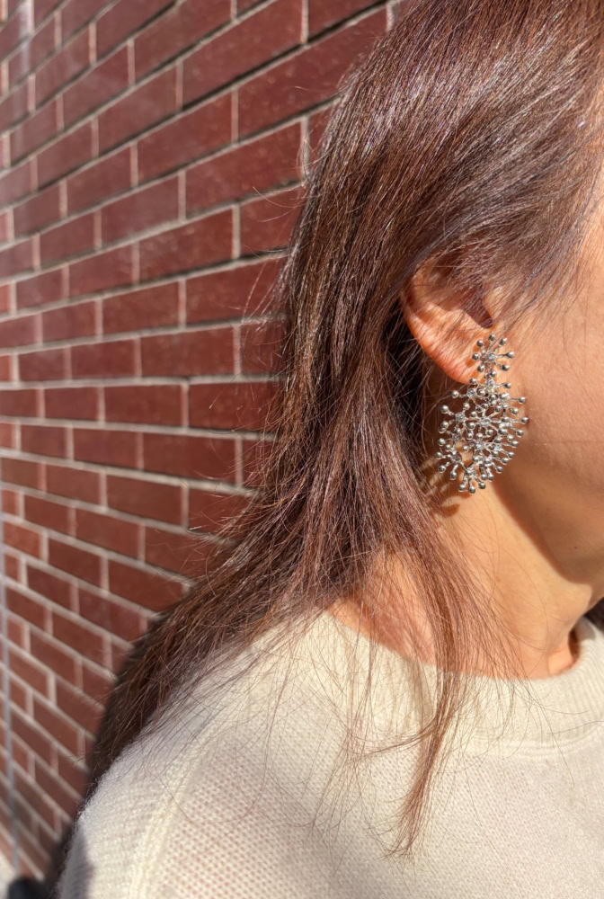 イヤリングは「グロッセ」