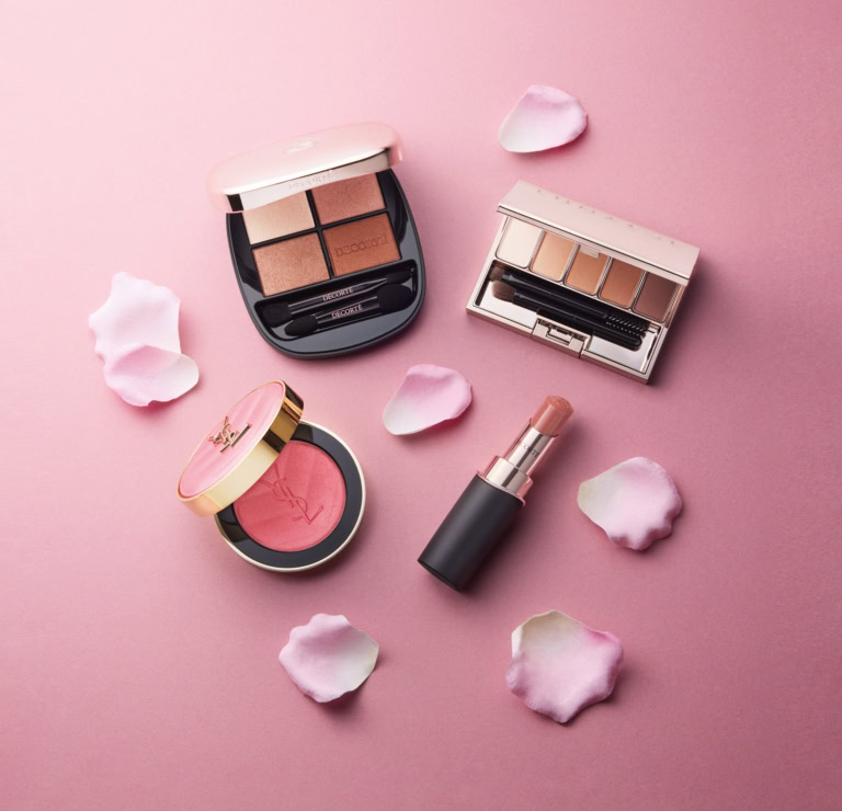 ルナソル スタイリングアイゾーンコンパクトN、コスメデコルテ スキンシャドウ デザイニング パレット、コスメデコルテ ルージュデコルテ クリームグロウ、イヴ・サンローラン YSL メイクミー ブラッシュ パウダー