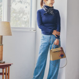 アウターを脱ぐと……