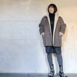 2026_2月上林さんブログ_ムートンコート合わせのショートパンツコーデ