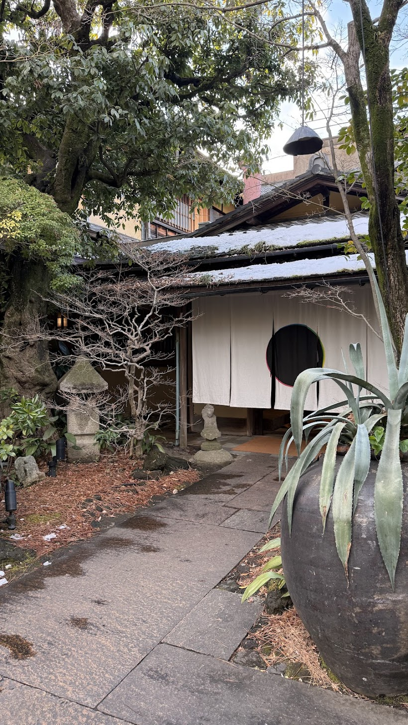 レストランの玄関