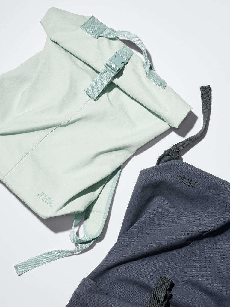 「ロールトップバックパック」¥4,990