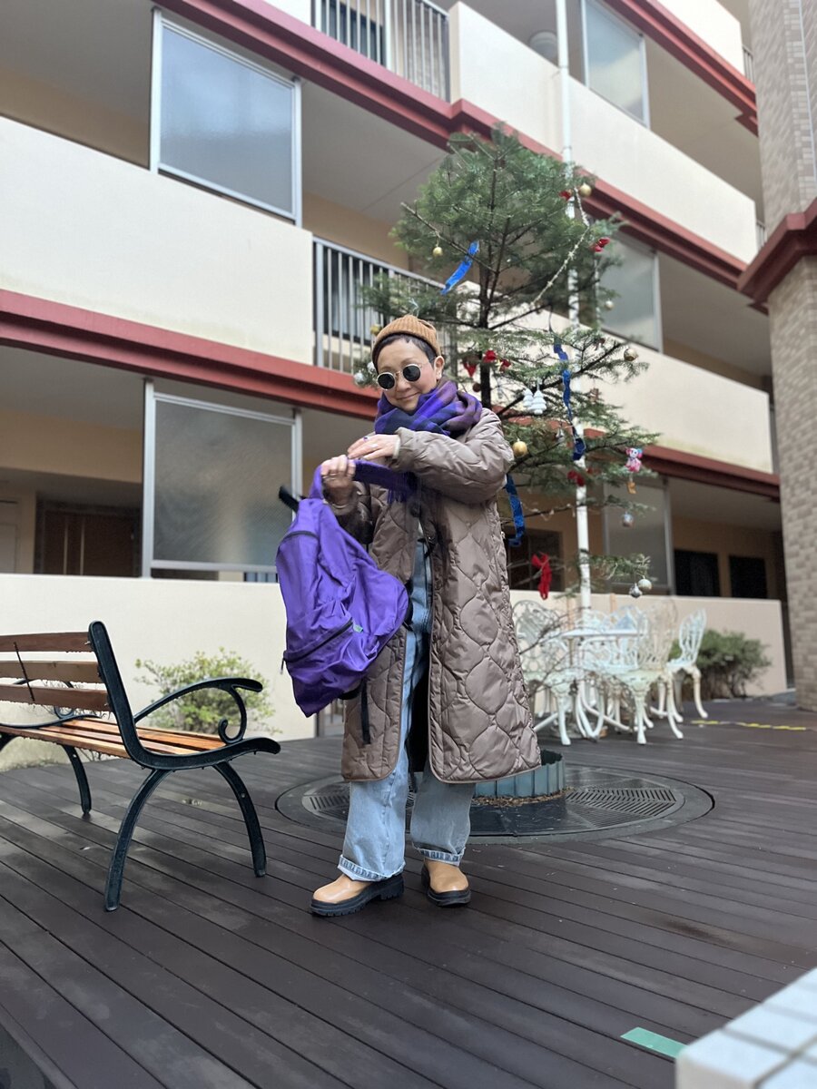 加藤理恵さんの紫コーデ