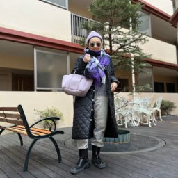 加藤理恵さんの紫コーデ