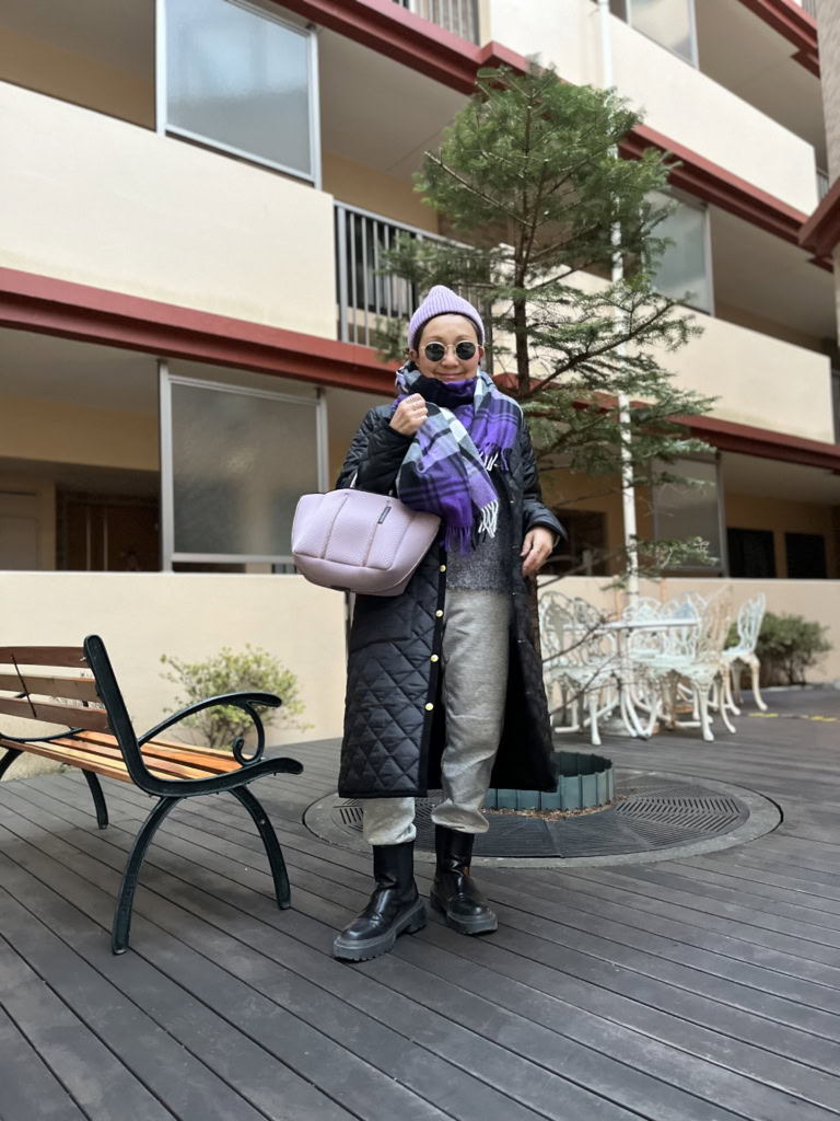 加藤理恵さんの紫コーデ