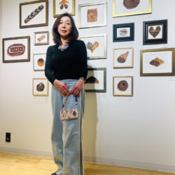 CONVERSE TOKYO NEWoManで購入春先に気に入ったジーンズと、いつも愛用BREAD1set パン柄のiPhoneケース