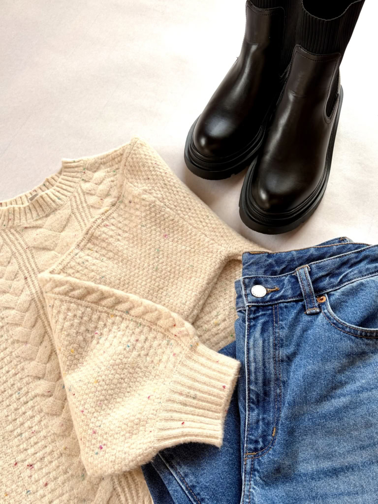 26年2月yumikoさんブログ_バレルレッグジーンズコーデ