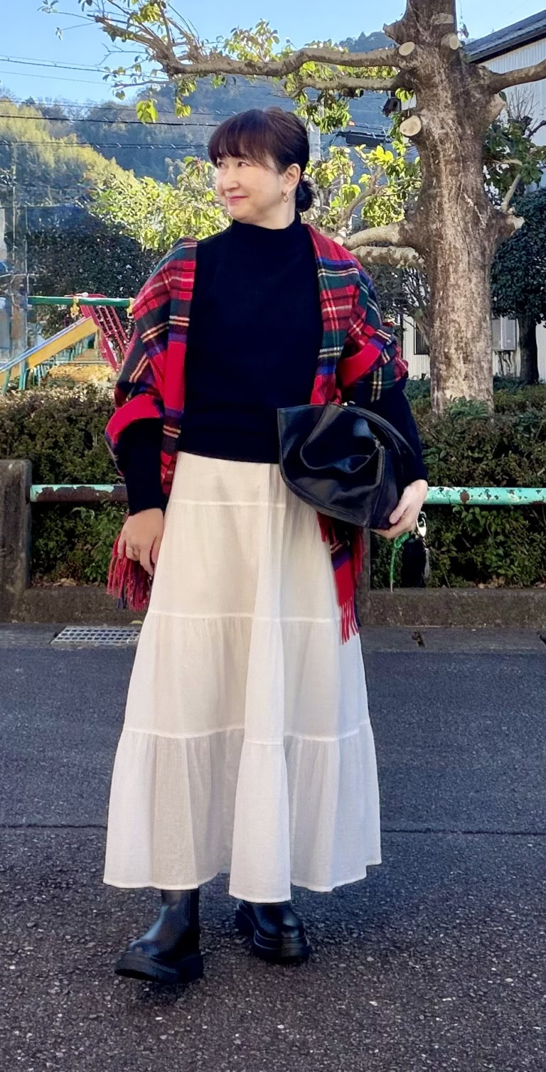 26年2月yumikoさんブログ_リブニットソックスブーツコーデ