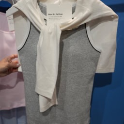 26ssユニクロ展示会_新作ブラトップ