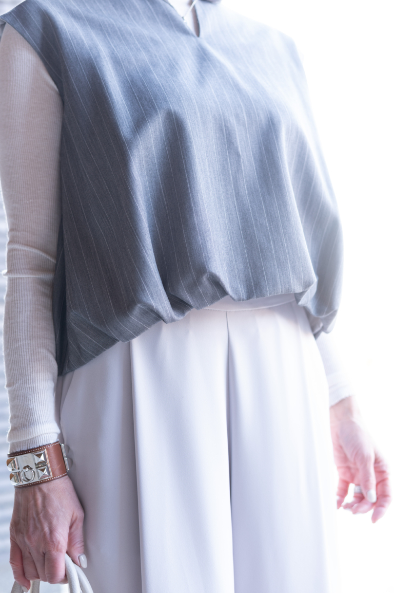 50代6日間コーデ_エレガント編「DAY3」_ベスト