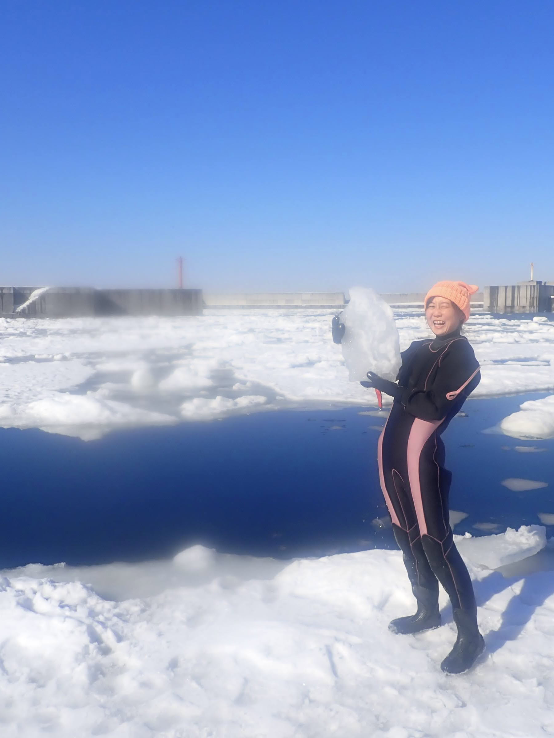 北海道　知床　ウトロ　流氷ウォーク
