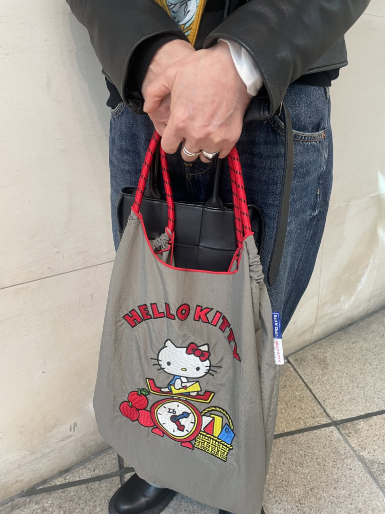 ボール&チェーンバッグ