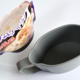 食後はパウチを捨てるだけ