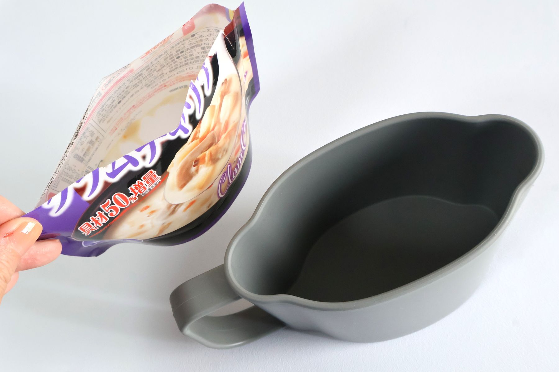 食後はパウチを捨てるだけ