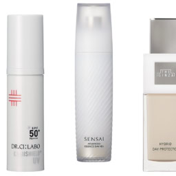 （右から）紫外線などから肌を守ると同時に美肌見せ。ザ・ギンザ ハイブリッドデープロテクター n SPF35・PA+++ 30g ¥36,300（2月1日発売）／ザ・ギンザ、肌奥の光老化を防ぐデイケア。センサイ アドバンスト エッセンスデイヴェール SPF50・PA+++ 40㎖ ¥18,700（2月4日発売）／カネボウ化粧品、バリア修復・鎮静・メラニン抑制など高いケア効果で透明感へ。クリニシールド UVスキンケア SPF50+・ PA++++ 30g ¥5,280（2月16日発売）／ドクターシーラボ