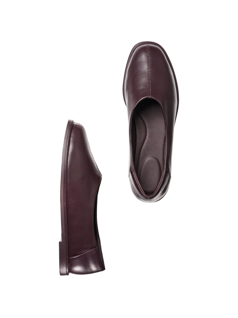 スクエアフラットシューズ ￥3,990