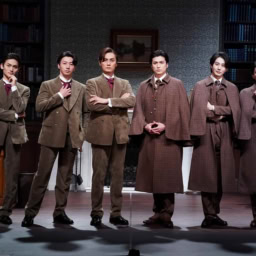 右から糸川耀士郎、太田基裕、渡辺大輔、髙橋颯、矢崎広、加藤和樹　写真：田中亜紀