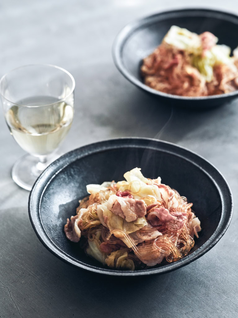春雨、豚肉、梅の重ね蒸し