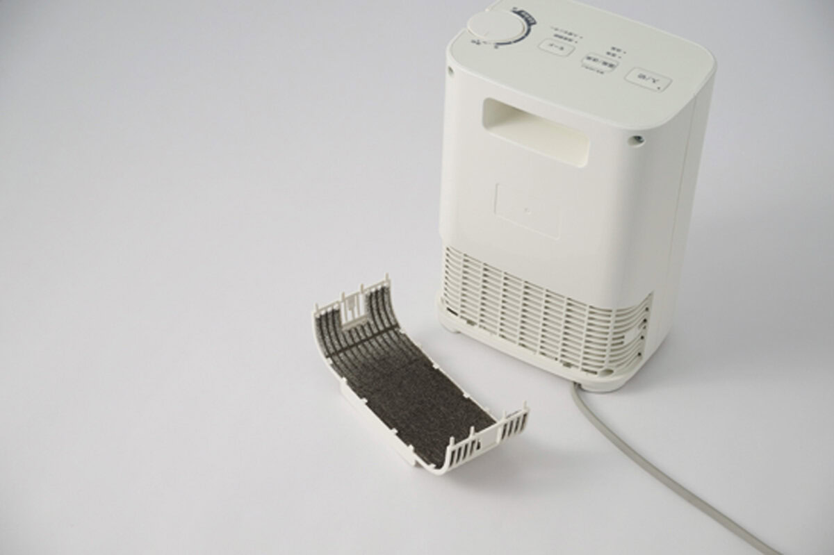 【Point 2】 活性炭フィルターつき