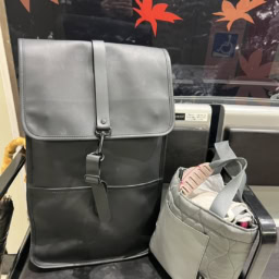 雑誌『素敵なあの人』の付録バッグとリュックを2個持ち