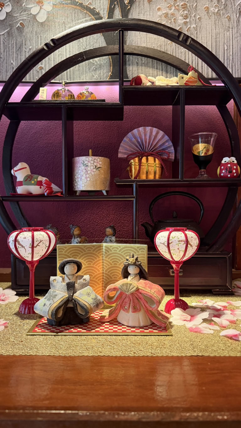 「さくら茶寮」に飾られているお雛様