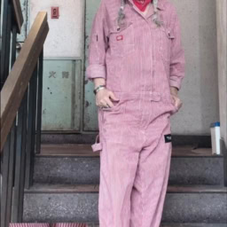 靴下のおしゃれで自由に色や柄を自由に楽しめる