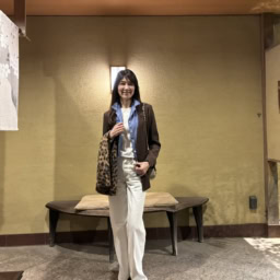 GU「ワイドフレアジーンズ /丈長め」