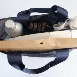 無印良品のおすすめ防災グッズ5選　トートバッグにしまったところ