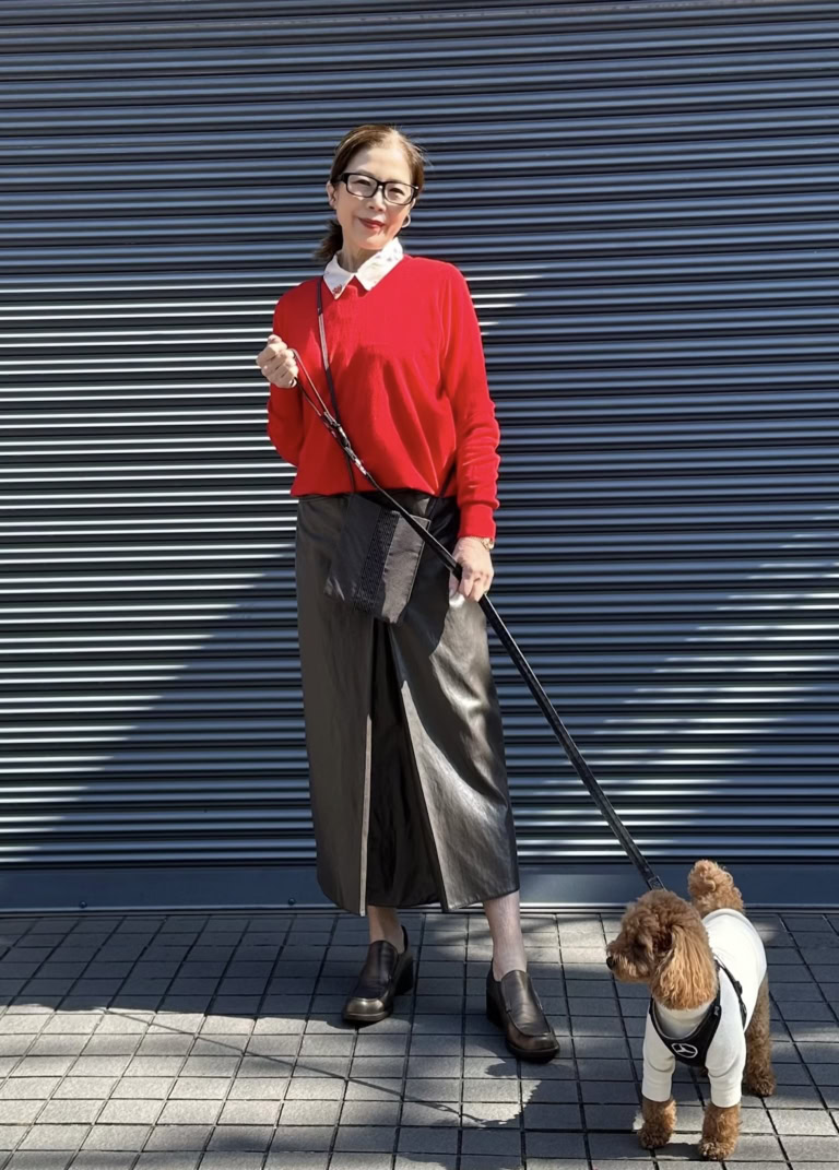 26年4月MOTOMIさんブログ_ZARAのエコレザースカートで大人っぽく決まる春コーデ