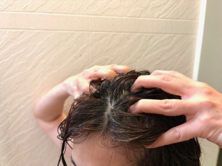 植物発酵液　ヘッドスクラブ　ミントの香り200ｇ￥1,490／無印良品