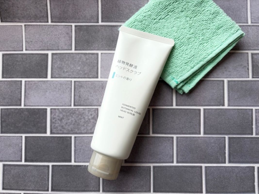 植物発酵液　ヘッドスクラブ　ミントの香り200ｇ￥1,490／無印良品