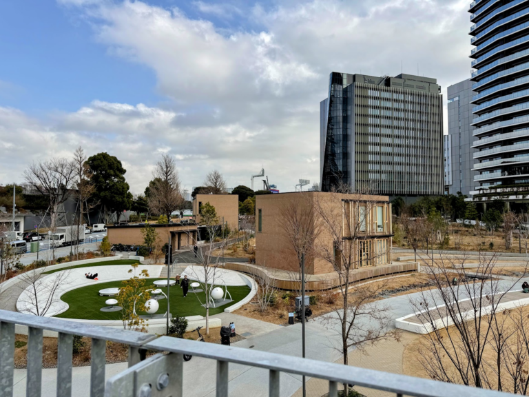 都立明治公園（MEIJI PARK）。